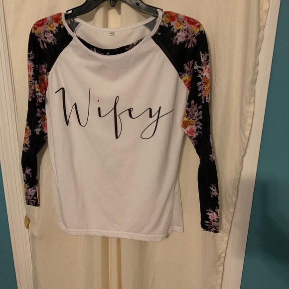 Long Sleeve Floral Wifey Shirt - Picture 3 of 6